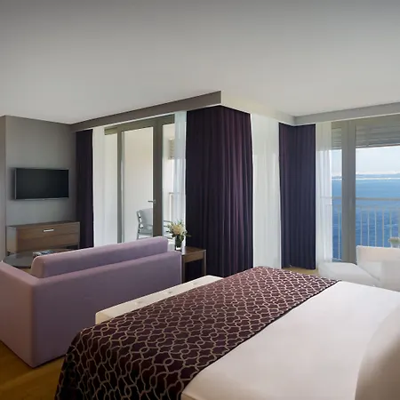 The Lifeco Well-being Detox Center 3*
