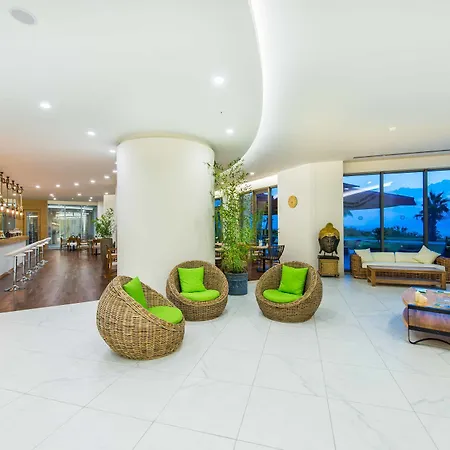 The Lifeco Well-being Detox Center מלון